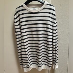 ZARA MEN’S STRIPPED CREWNECK SWEATER